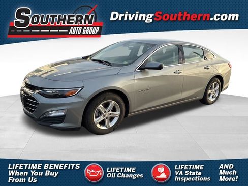 Used 2024 Chevrolet Malibu LT FWD image 1