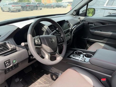 Used 2026 Honda Ridgeline Black Edition image 6