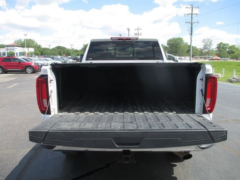 Used 2023 GMC Sierra 2500 SLT w/ SLT Premium Package AWD/4WD image 10