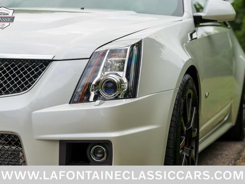 Used 2015 Cadillac CTS V RWD image 22
