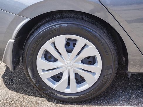 Used 2024 Nissan Versa S w/ Trunk Package image 8