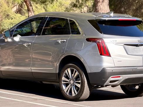 Used 2024 Cadillac XT5 Premium Luxury w/ Technology Package image 6