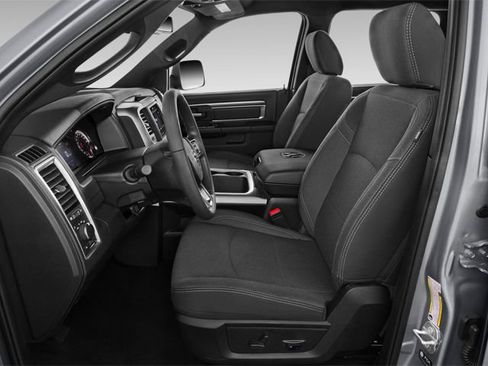 Used 2024 RAM 1500 Warlock AWD/4WD image 10