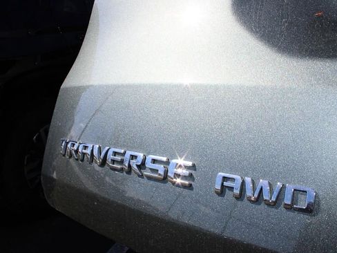 Used 2023 Chevrolet Traverse LT AWD/4WD image 25