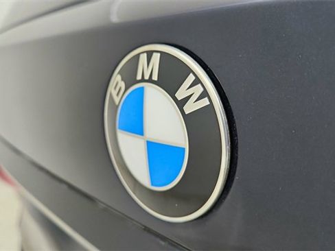 Used 2019 BMW X7 xDrive50i w/ M Sport Package image 16