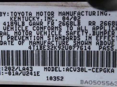 Used 2002 Toyota Camry XLE image 12