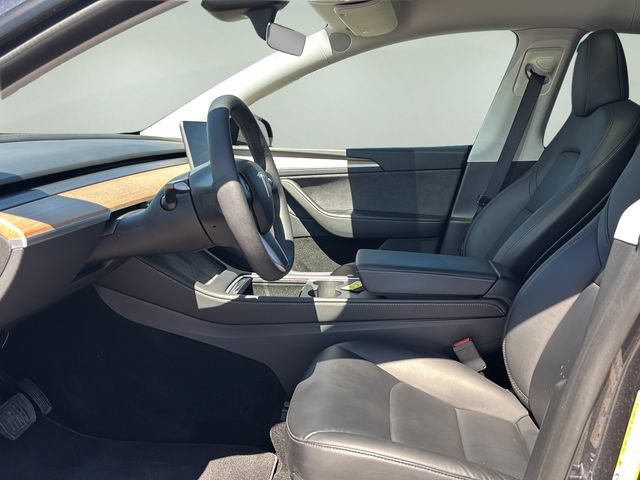 Used 2024 Tesla Model Y Long Range AWD/4WD image 20