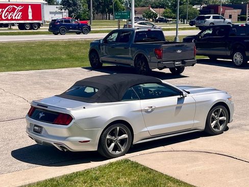Used 2015 Ford Mustang Convertible w/ Equipment Group 051A RWD image 6