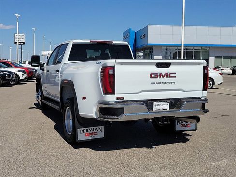 New 2025 GMC Sierra 3500 Pro image 8