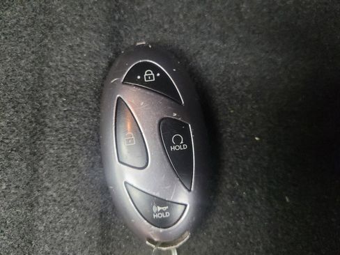 Used 2025 Hyundai Elantra Sport FWD image 32