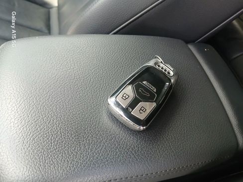 Used 2019 Audi A4 2.0T Premium FWD image 11