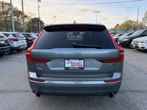 Used 2018 Volvo XC60 T5 Momentum w/ Vision Package image 6
