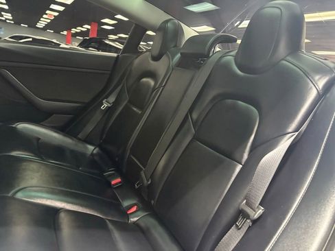Used 2023 Tesla Model 3 Standard Range RWD image 31