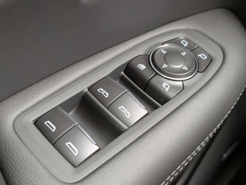 New 2025 Cadillac XT5 Premium Luxury w/ Technology Package FWD image 13