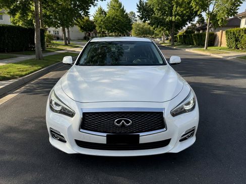 Used 2016 INFINITI Q50 3.0t Premium w/ 3.0T Premium Plus Package RWD image 3