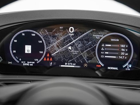 Certified 2025 Porsche Cayenne AWD/4WD image 18