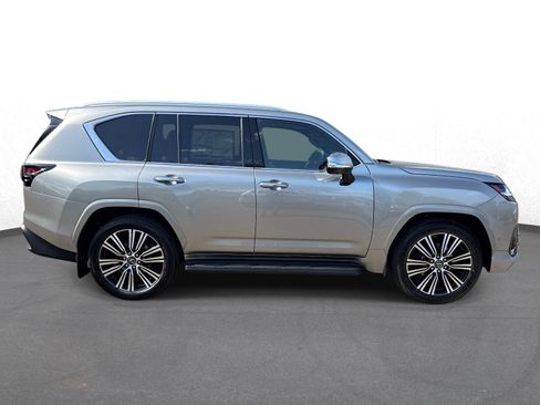 New 2026 Lexus LX 700h Luxury AWD/4WD image 2