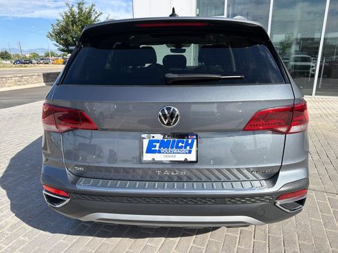 Certified 2023 Volkswagen Taos SE w/ Panoramic Sunroof Package AWD/4WD image 6
