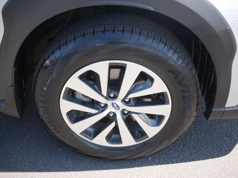 Used 2025 Subaru Outback Premium AWD/4WD image 15