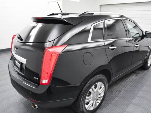 Used 2015 Cadillac SRX Luxury w/ Driver Awareness Package image 9