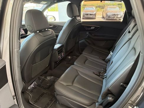 Used 2025 Audi Q7 3.0T Premium Plus AWD/4WD image 22
