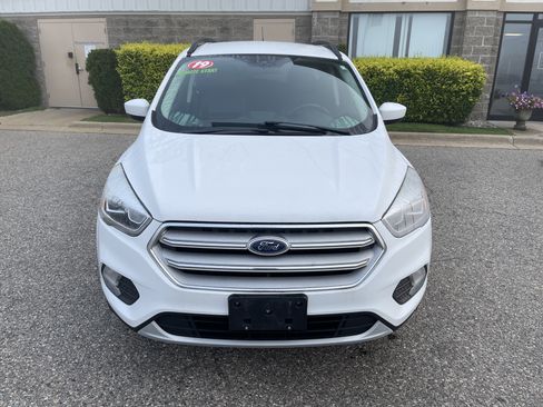 Used 2019 Ford Escape SEL AWD/4WD image 8