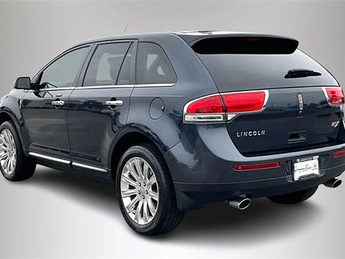 Used 2014 Lincoln MKX FWD w/ Equipment Group 102A image 4
