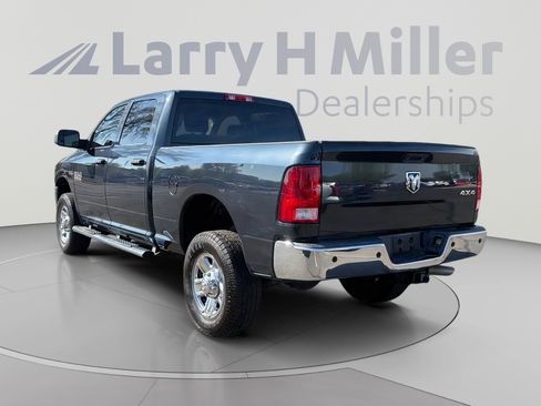 Used 2018 RAM 2500 Tradesman w/ Chrome Appearance Group AWD/4WD image 4