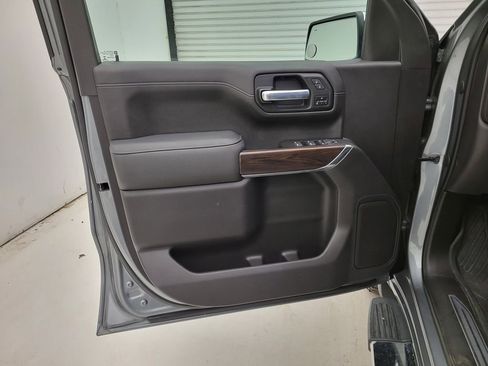 Certified 2021 GMC Sierra 1500 SLT image 30