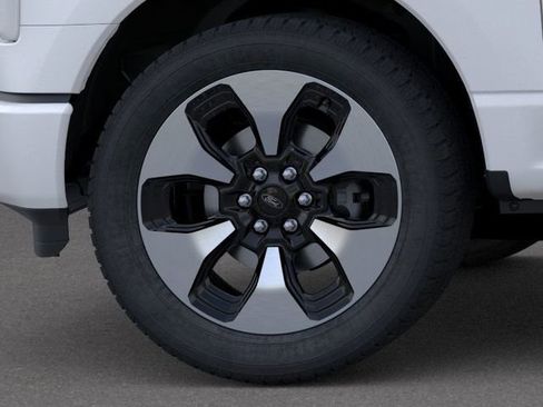 New 2025 Ford F150 Lightning Platinum image 23