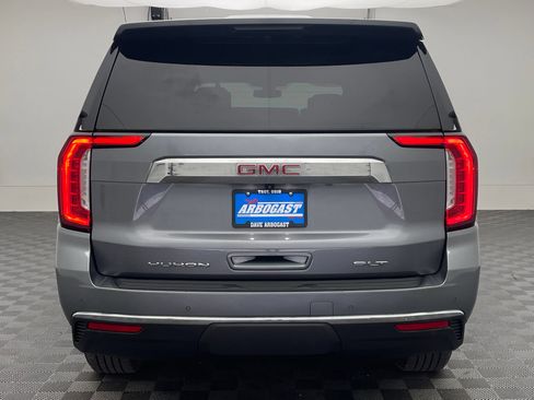 Used 2021 GMC Yukon XL SLT w/ SLT Premium Package AWD/4WD image 10