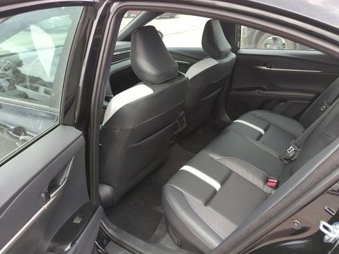 Used 2026 Toyota Camry Hybrid w/ Convenience Package FWD image 25