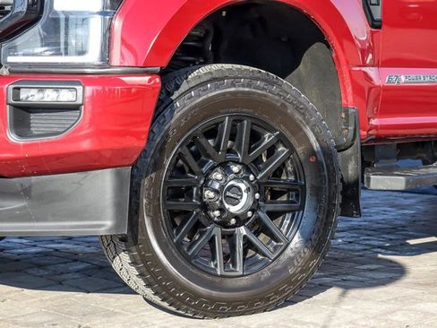 Certified 2022 Ford F250 Lariat w/ Black Appearance Package image 4