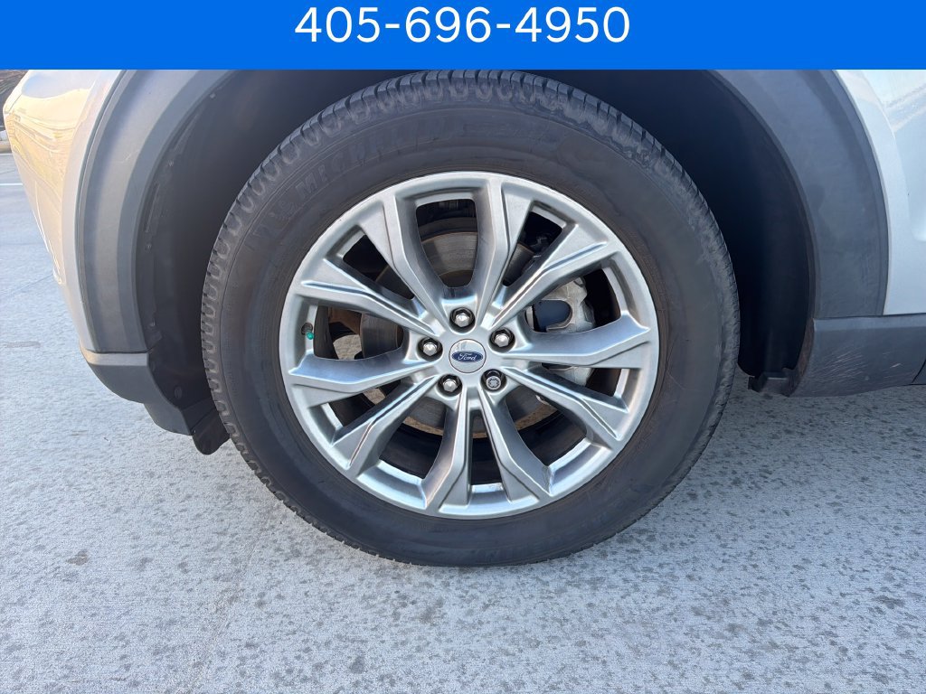 Used 2022 Ford Explorer Limited w/ Equipment Group 301A RWD image 10