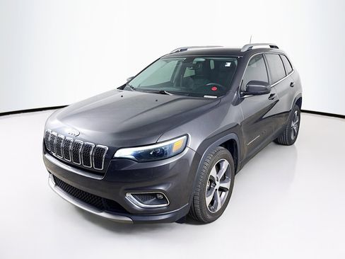 Used 2019 Jeep Cherokee Limited image 4