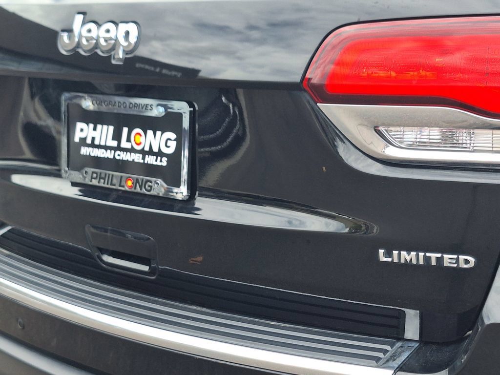 Used 2020 Jeep Grand Cherokee Limited AWD/4WD image 34