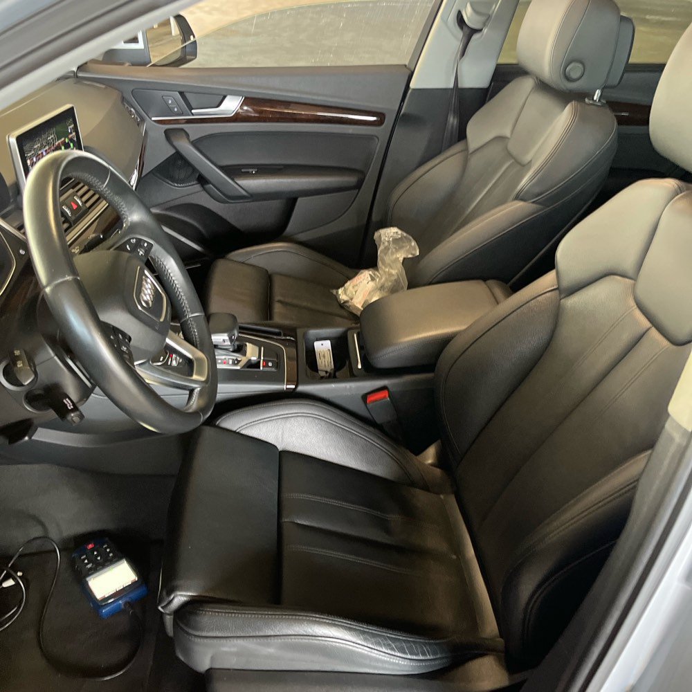Used 2018 Audi Q5 2.0T Premium Plus w/ Premium Plus Package AWD/4WD image 3