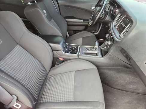 Used 2019 Dodge Charger Scat Pack RWD image 15