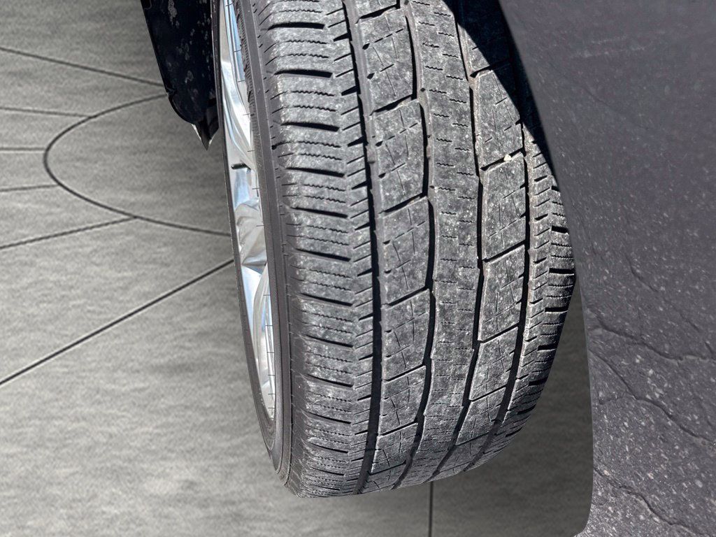 Used 2024 Ford Expedition Platinum AWD/4WD image 33