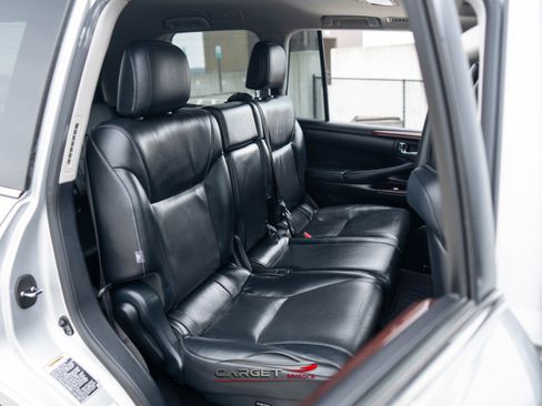 Used 2014 Lexus LX 570 4WD image 18