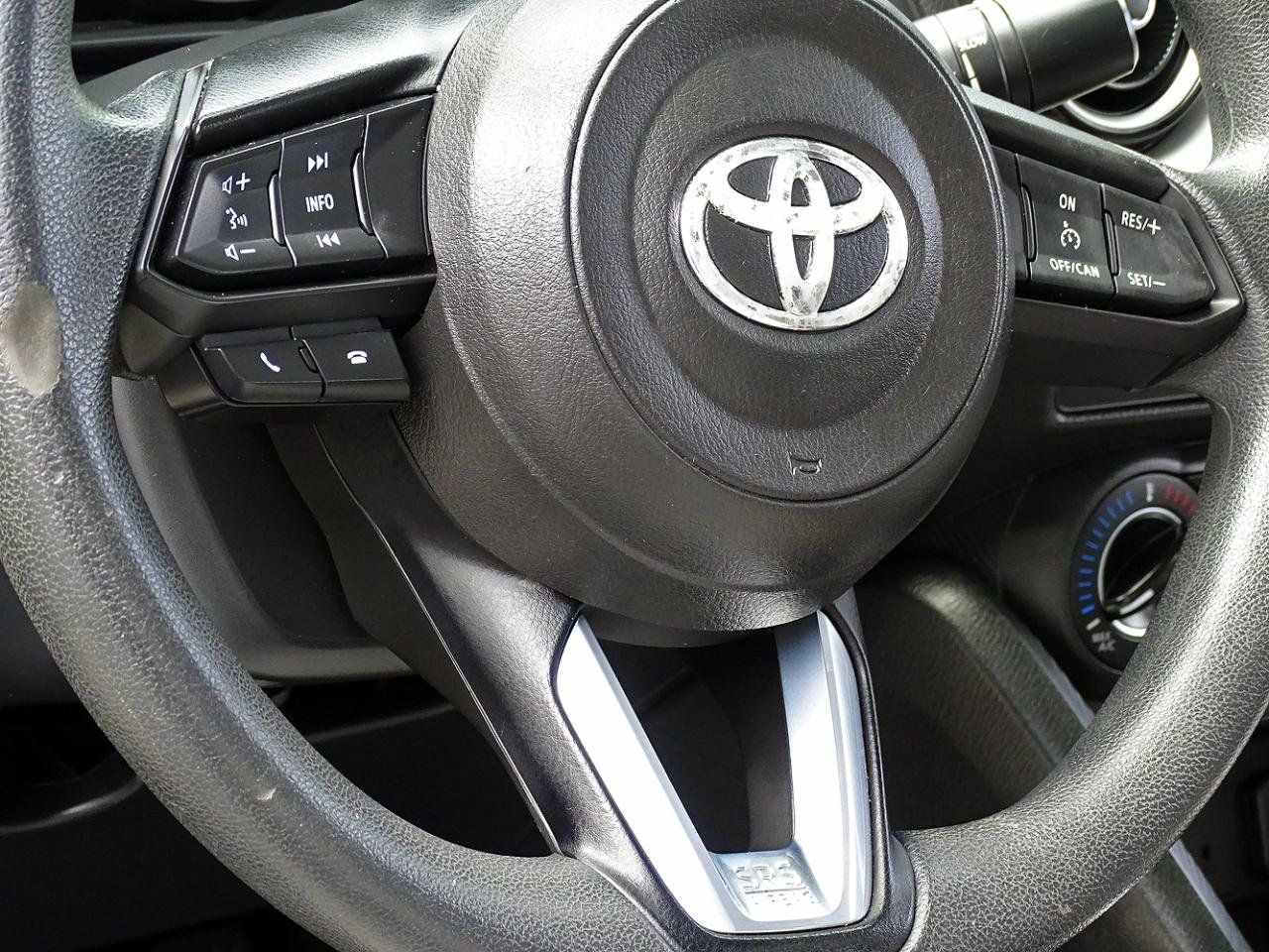 Used 2019 Toyota Yaris LE FWD image 16