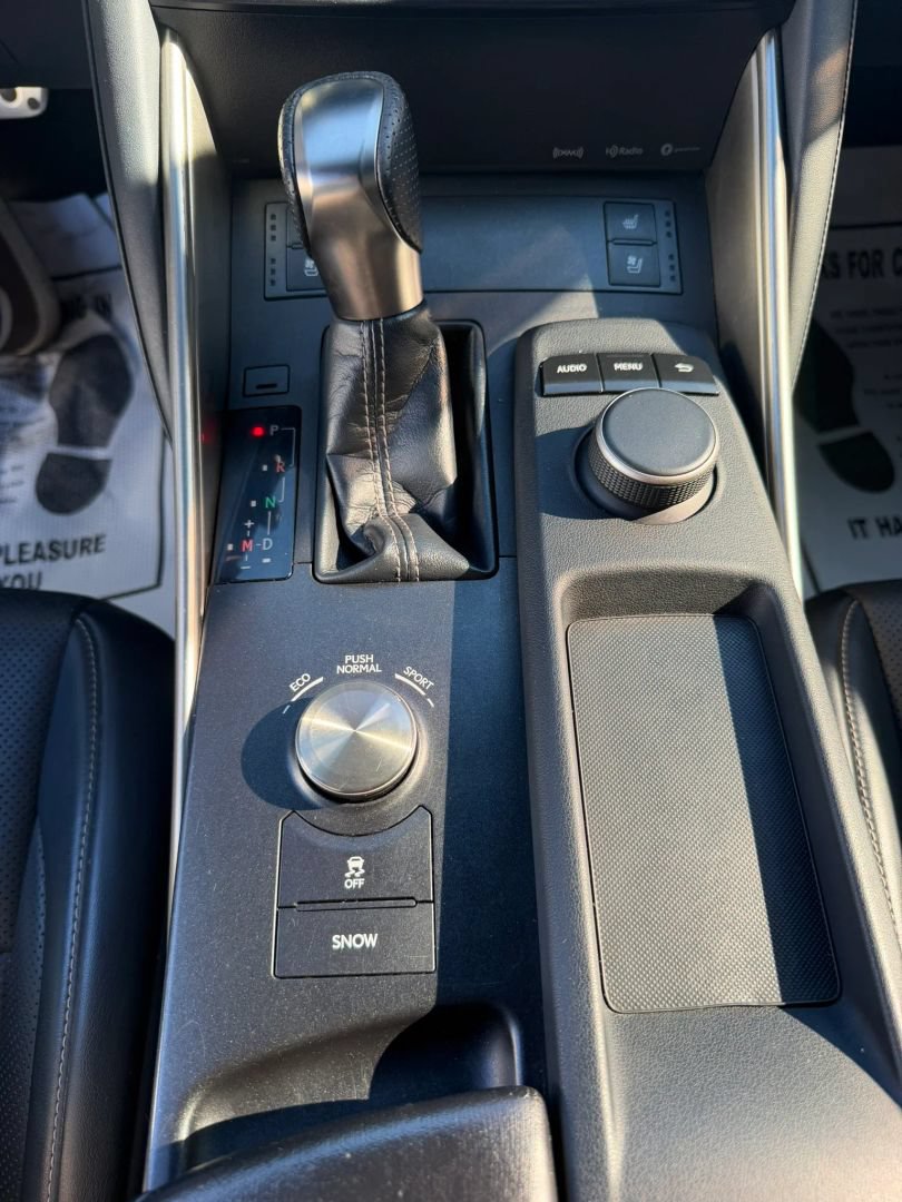 Used 2018 Lexus IS 300 F Sport RWD image 32