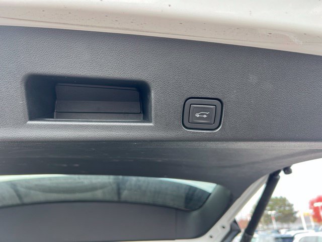 Used 2024 GMC Acadia Elevation w/ LPO, Floor Liner Package FWD image 14