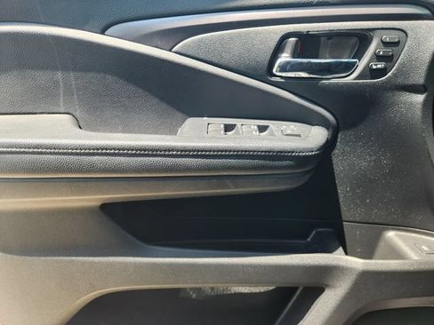 Used 2020 Honda Pilot EX-L image 21