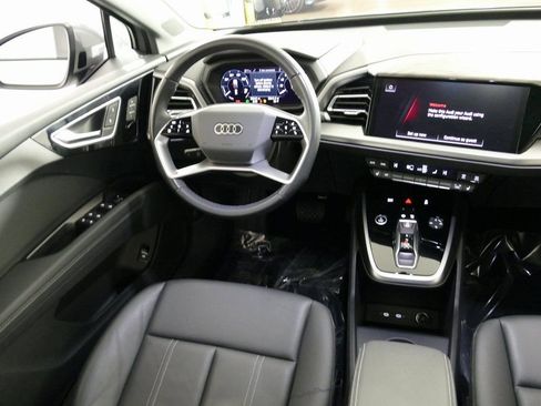 Used 2023 Audi Q4 e-tron Premium w/ Convenience Package image 24