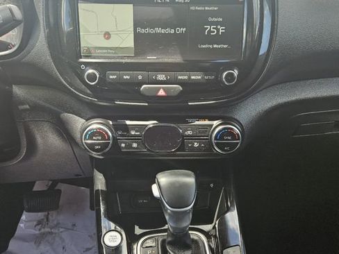 Used 2020 Kia Soul EX FWD image 20