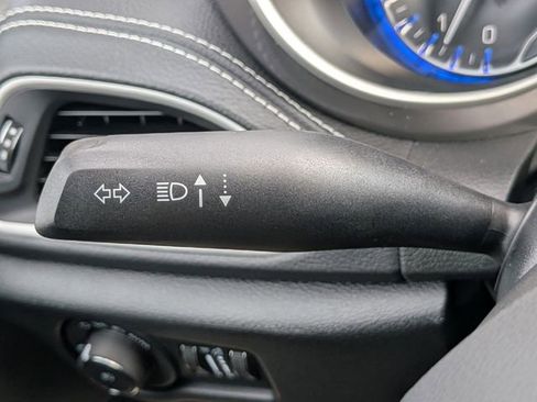 New 2026 Chrysler Pacifica Select image 27