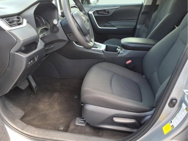 Used 2024 Toyota RAV4 LE FWD image 19