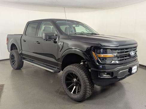 Used 2024 Ford F150 XLT AWD/4WD image 2