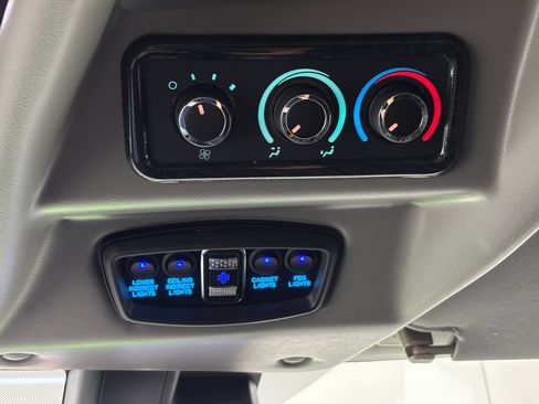 New 2026 GMC Savana 3500 Extended w/ Driver Convenience Package RWD image 32